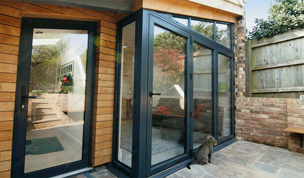 Armour Frames manufactures impact-resistant and seismic-activated door and window frames to protect against both security and extreme weather threats. The frames are versatile and can be customized to suit various dimensions, thicknesses, colours, and wood coatings, ensuring seamless integration with different architectural styles, force intensities, and usage locations